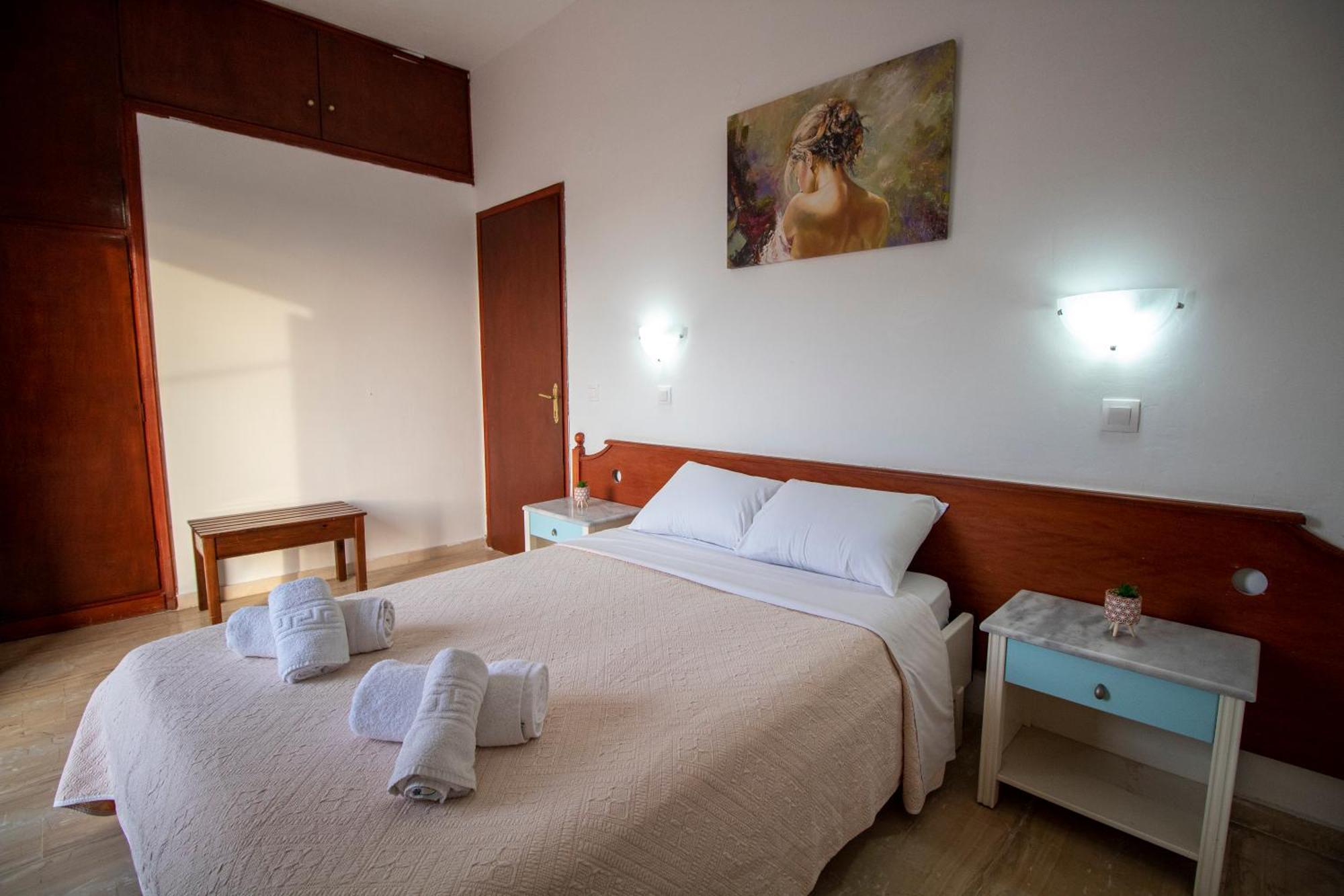 Harry'S Bar & Apartments 1 อาคาราวี ภายนอก รูปภาพ