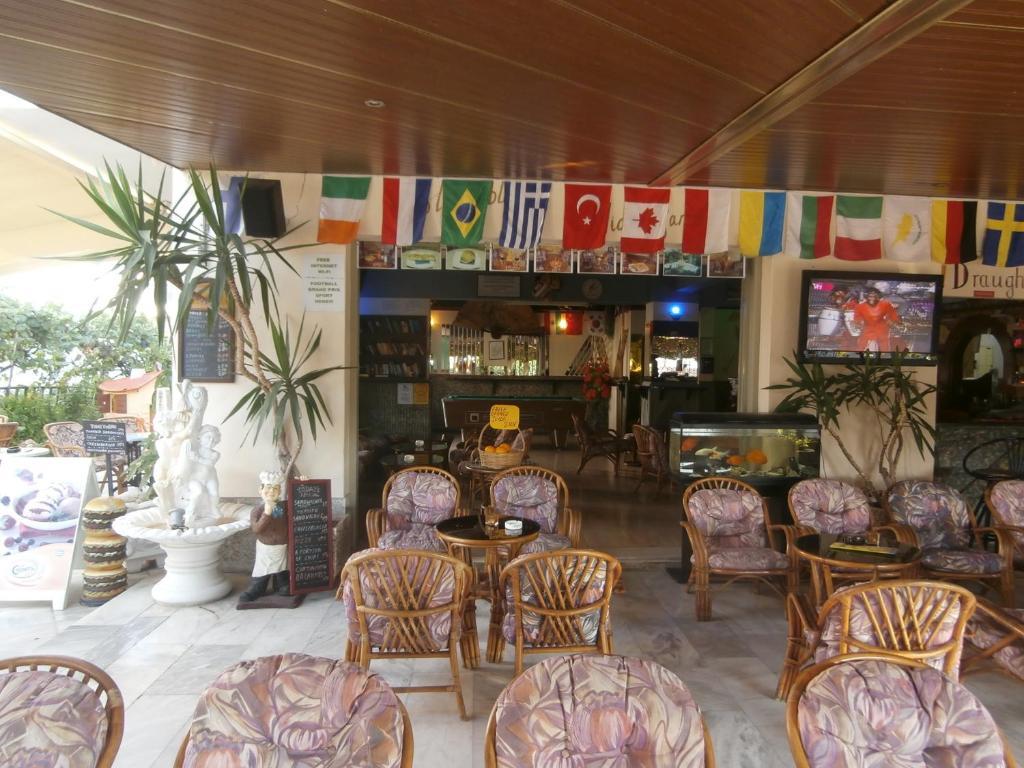 Harry'S Bar & Apartments 1 อาคาราวี ภายนอก รูปภาพ